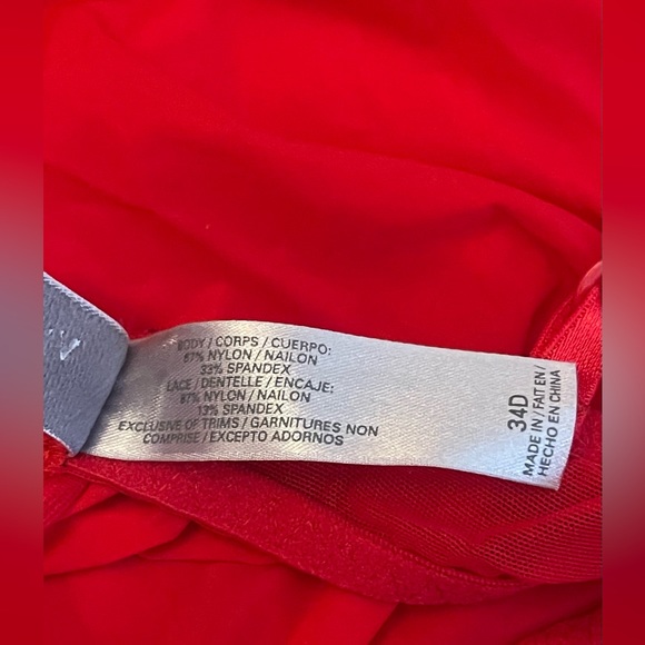 Victoria’s Secret Satin And Lace Embellished Cupped Mini Slip 34D - Picture 9 of 10